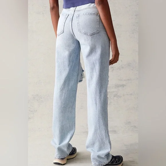 PacSun Eco Light Blue '90s Boyfriend Jeans - Picture 2 of 3